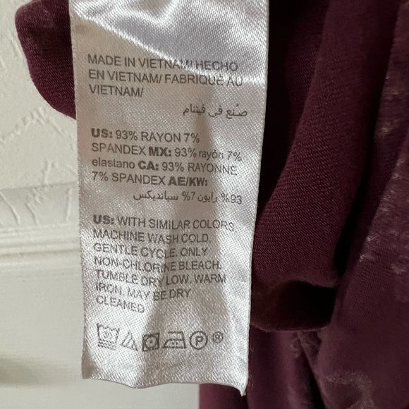 Soma Cool Nights® Burgundy Floral Sleepwear Sleepshirt Nightgown Size XS - Picture 6 of 6